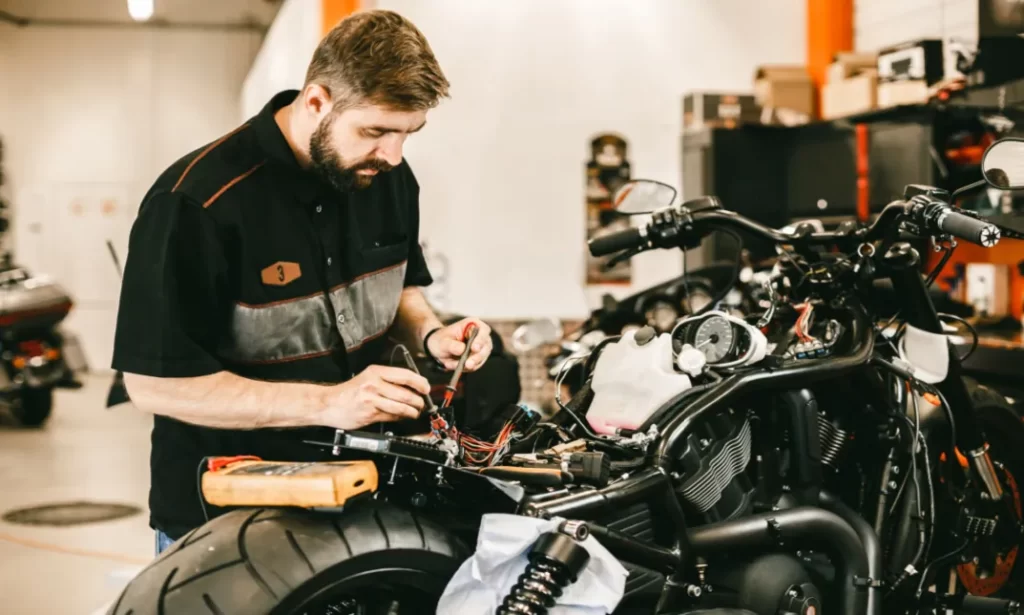 motorcycle mechanic course