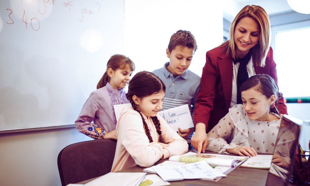 How to Become a Teaching Assistant