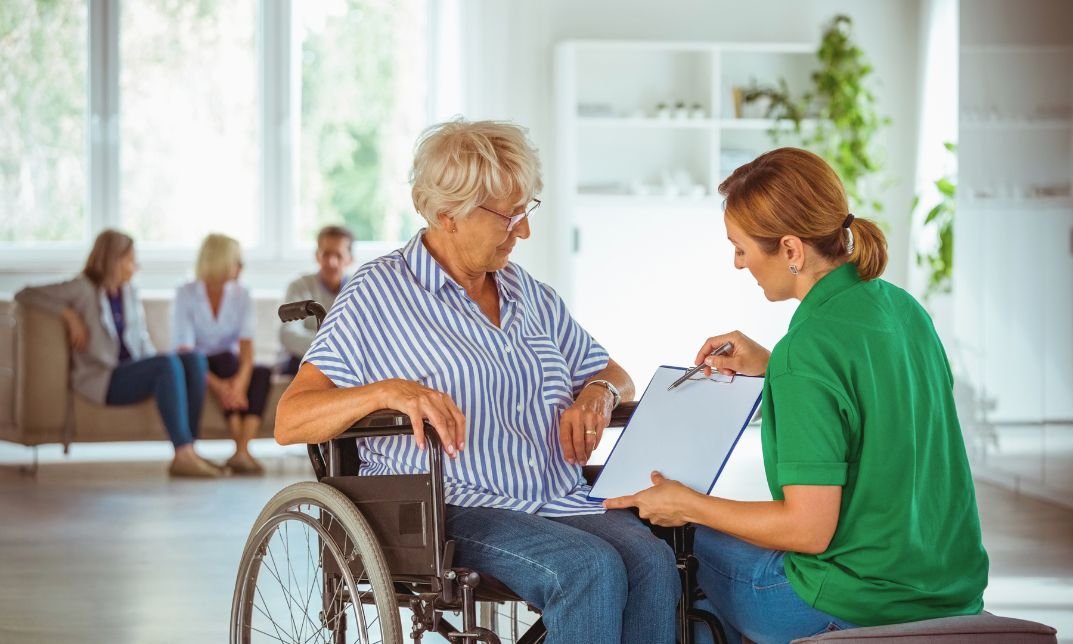 What Is the Pay of Social Worker in the UK Today?