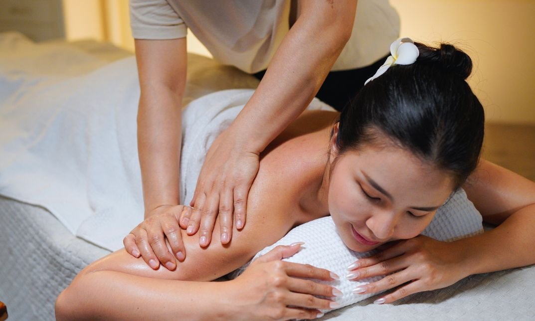 What is a Thai Massage and How it Improve Flexibility and Relaxation