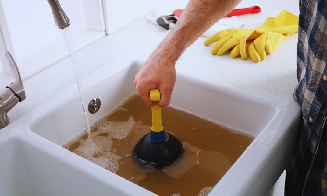 How to Unblock a Kitchen Sink Drain