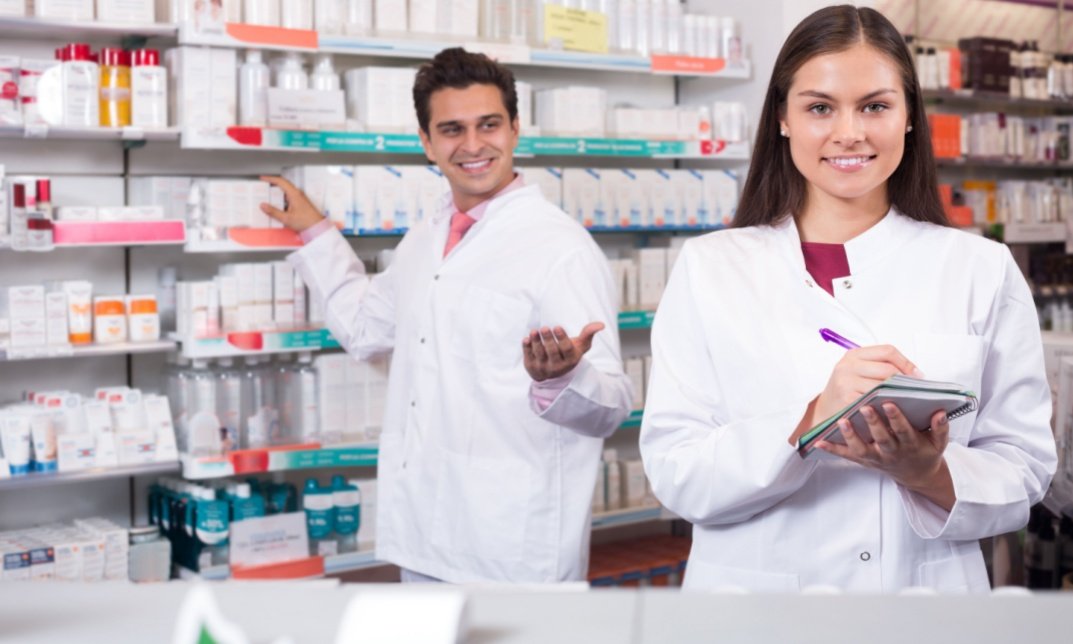 How to Become a Pharmacy Technician