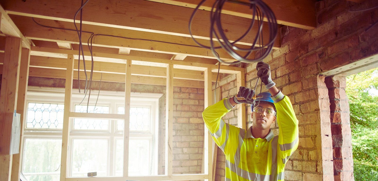 How to Become an Electrician