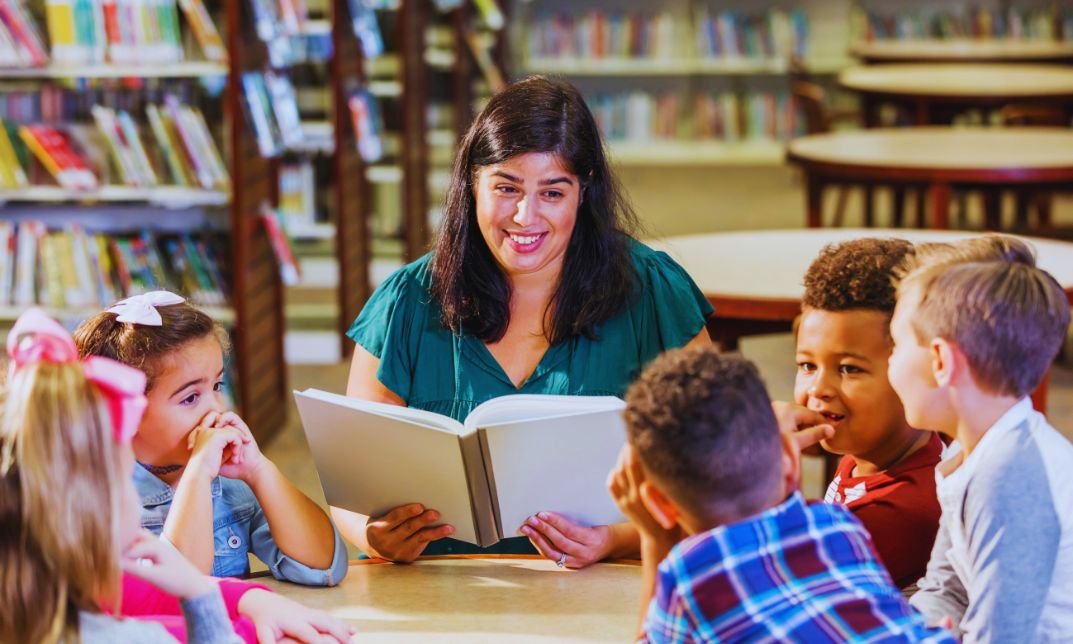 Teacher Assistant Duties and Responsibilities Explained