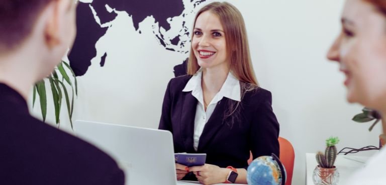 Travel Agents Earn Commission from Bookings